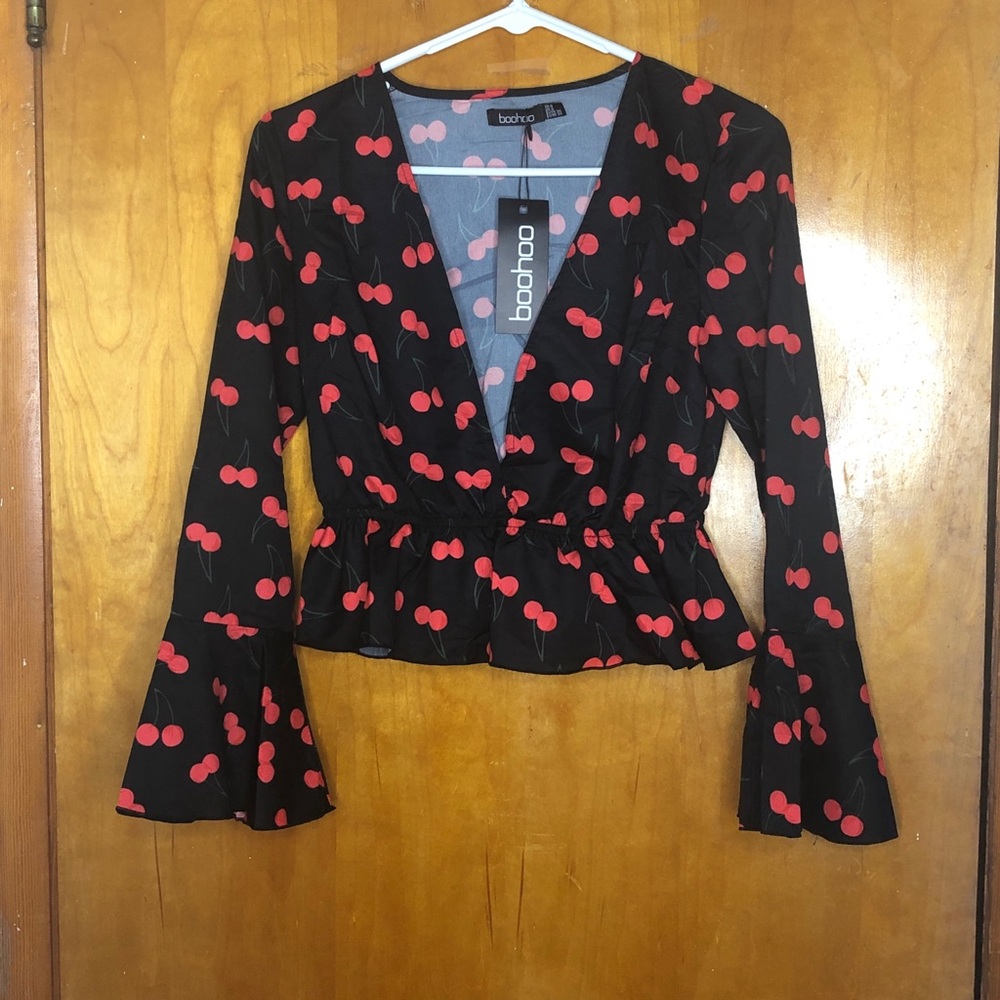 Cherry print ruffle top (4)